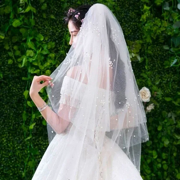 Accessories | Nwot Faux Pearl Decor Bridal Veil | Poshmark display picture 2